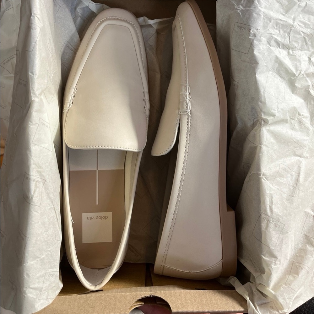 NWT Dolce Vita Catela ivory slip on women’s 8